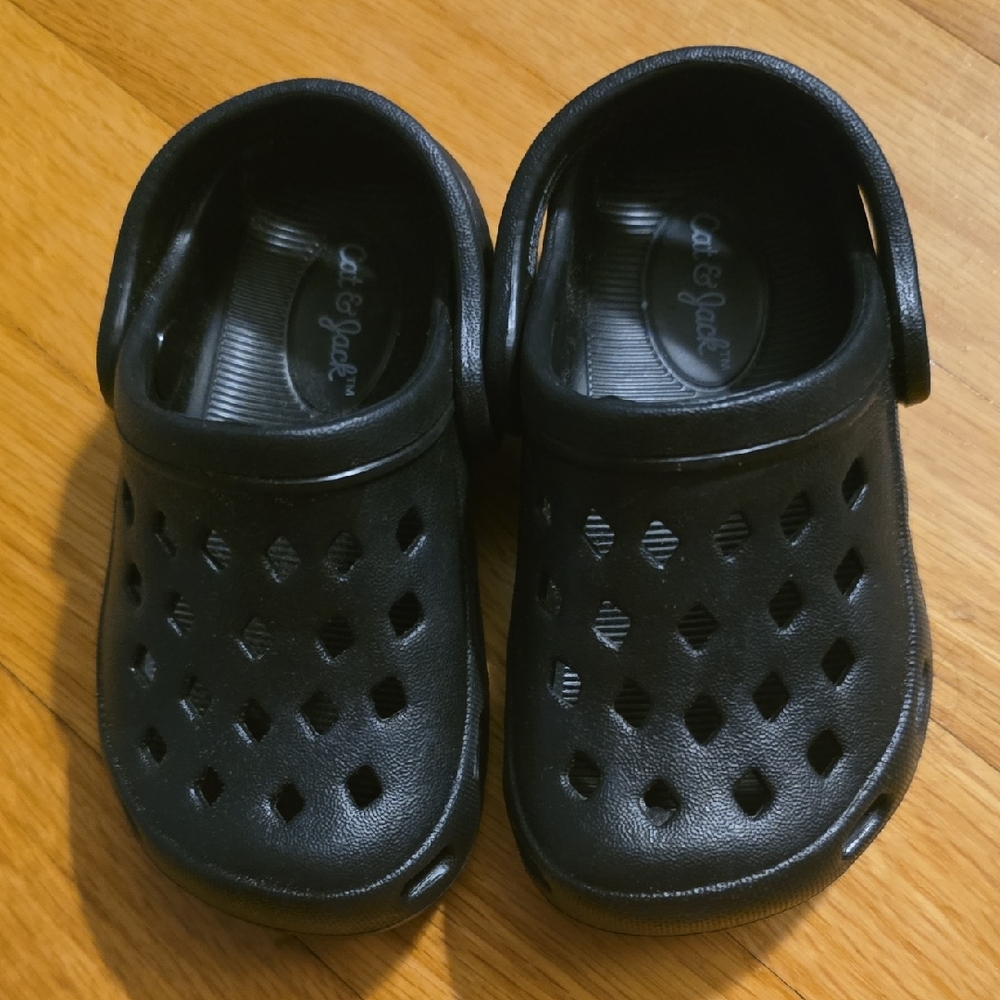 Cat & Jack Black Slip Ons Toddler Size 5